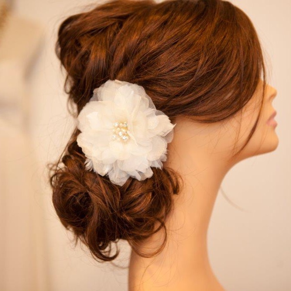Custom made Hair accessory (wedding)